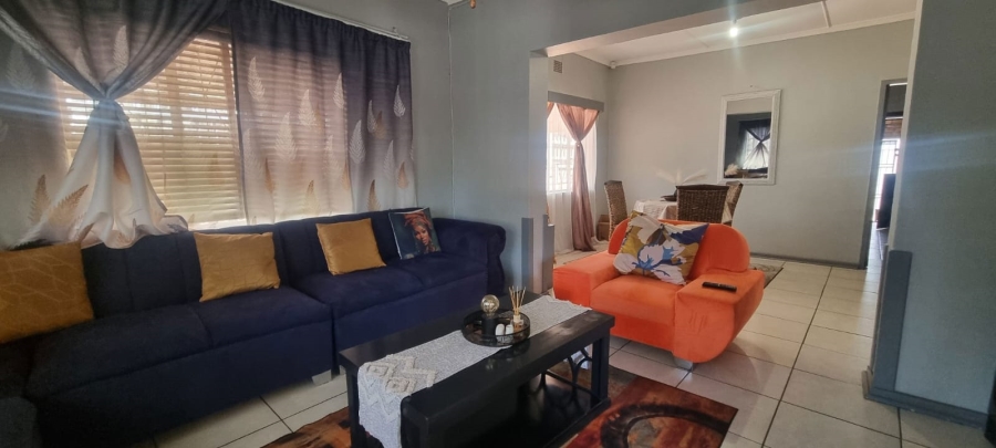 4 Bedroom Property for Sale in Beaconsfield Northern Cape